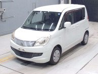 2011 Mitsubishi Delica D2