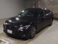 2019 Toyota Crown Hybrid