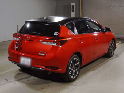 2016 Toyota Auris NRE185H[1]