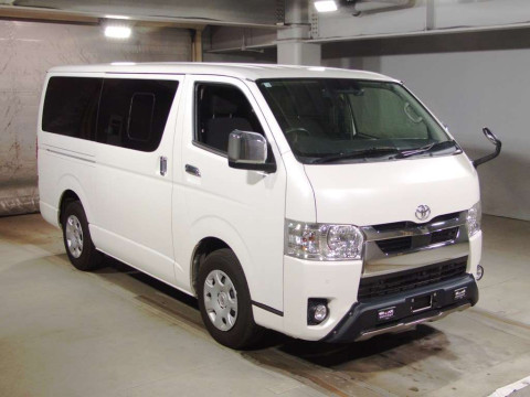 2021 Toyota Hiace Van GDH201V[2]