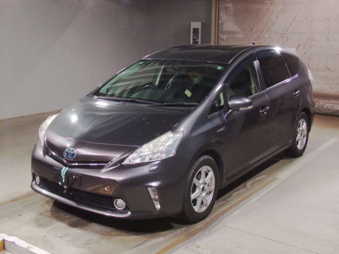 2013 Toyota Prius alpha ZVW41W[0]