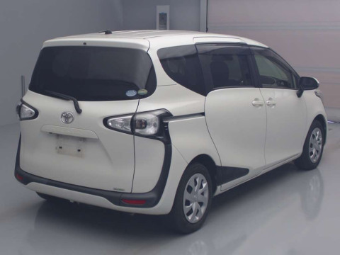 2016 Toyota Sienta NSP170G[1]