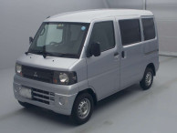 2010 Mitsubishi Minicab Van