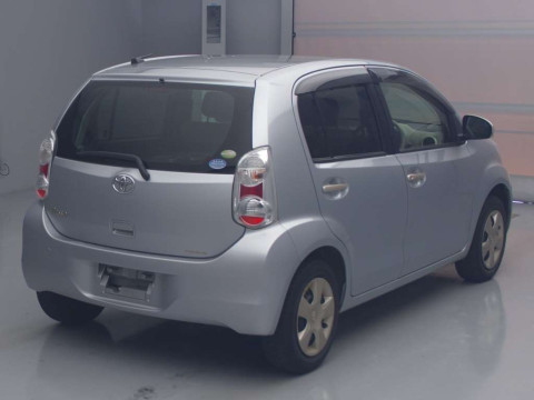 2010 Toyota Passo KGC30[1]