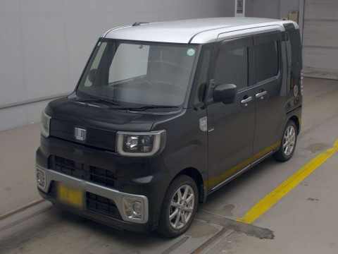 2015 Daihatsu Wake LA700S[0]