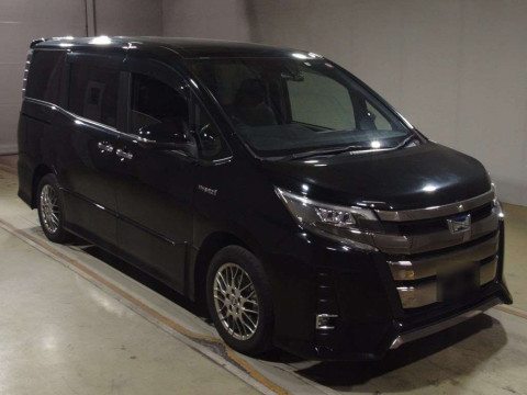 2019 Toyota Noah ZWR80W[2]