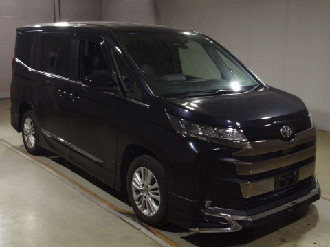 2023 Toyota Noah MZRA95W[2]