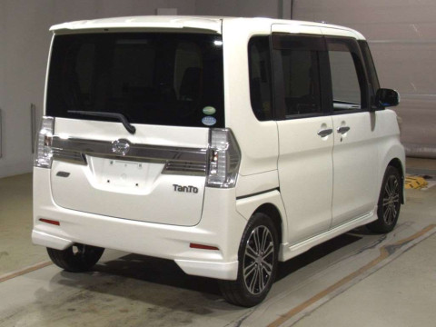 2014 Daihatsu Tanto Custom LA600S[1]