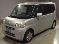 2009 Daihatsu Tanto