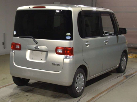 2009 Daihatsu Tanto L375S[1]