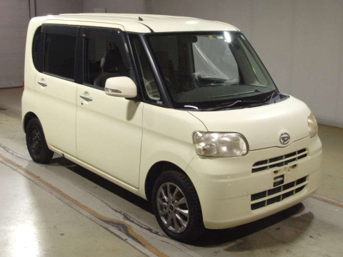 2009 Daihatsu Tanto L375S[2]