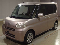 2012 Daihatsu Tanto