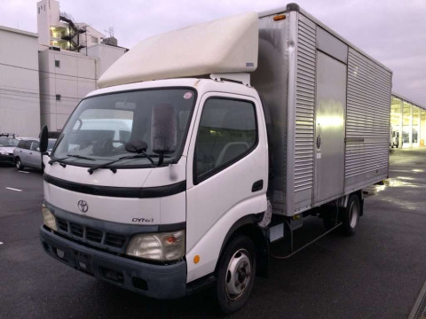 2005 Toyota Dyna Truck XZU411[0]