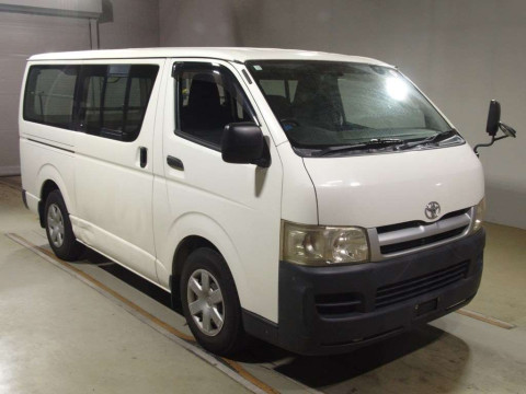 2004 Toyota Hiace Van KDH200V[2]