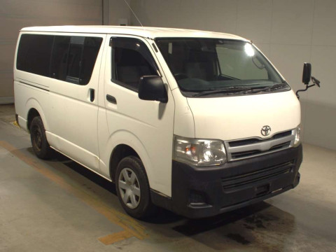 2012 Toyota Regiusace Van TRH200V[2]