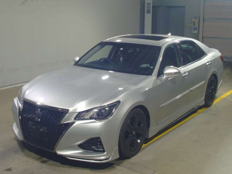 2015 Toyota Crown ARS210[0]