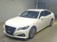 2020 Toyota Crown Hybrid