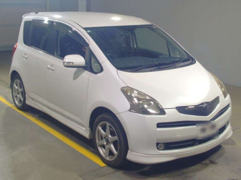 2006 Toyota Ractis NCP105[2]