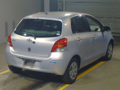 2008 Toyota Vitz SCP90[1]