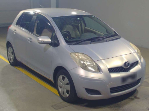 2008 Toyota Vitz SCP90[2]