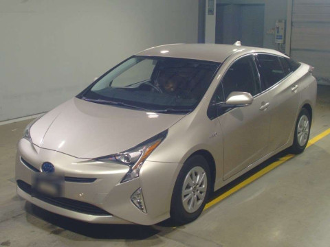 2016 Toyota Prius ZVW50[0]