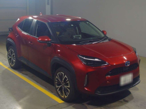 2022 Toyota YARIS CROSS MXPJ10[2]