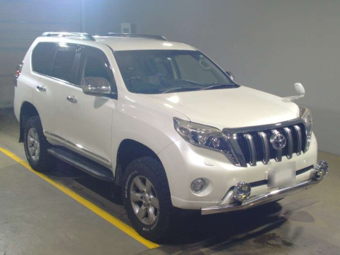 2014 Toyota Land Cruiser Prado TRJ150W[2]