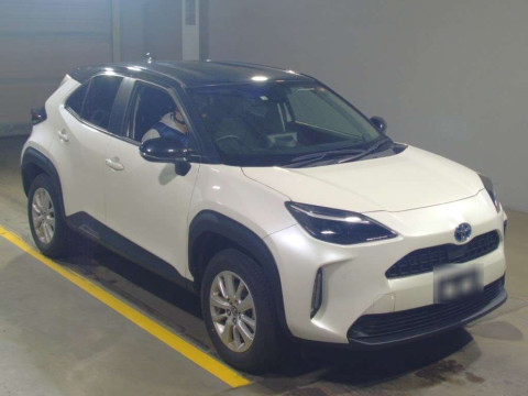 2022 Toyota YARIS CROSS MXPJ10[2]