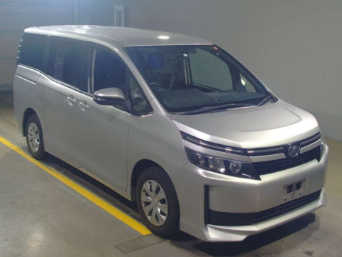 2016 Toyota Voxy ZRR80G[2]