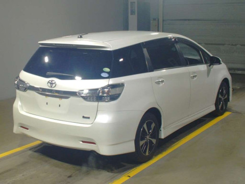 2013 Toyota Wish ZGE20W[1]