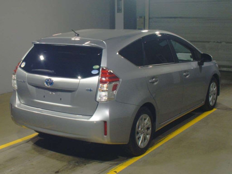 2021 Toyota Prius alpha ZVW41W[1]