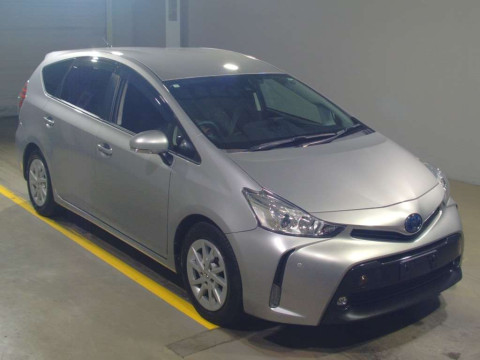 2021 Toyota Prius alpha ZVW41W[2]