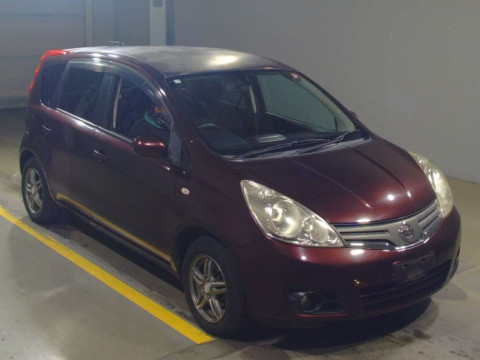 2010 Nissan Note E11[2]