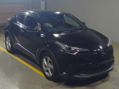 2018 Toyota C-HR ZYX10[2]