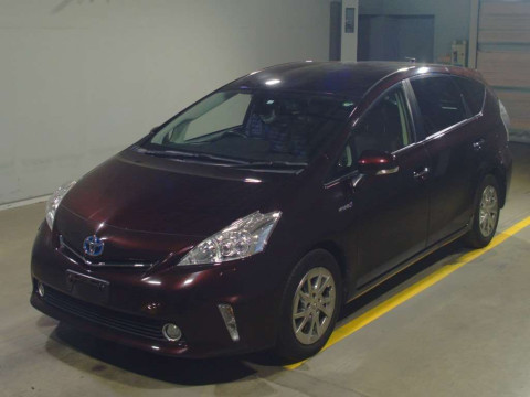 2014 Toyota Prius alpha ZVW41W[0]