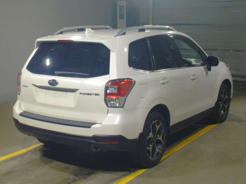 2016 Subaru Forester SJ5[1]