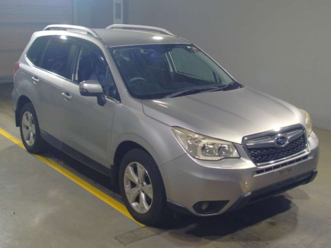 2014 Subaru Forester SJ5[2]