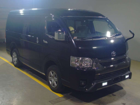 2022 Toyota Hiace Van TRH216K[2]