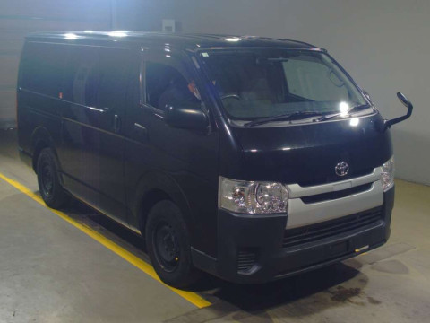 2019 Toyota Hiace Van GDH201V[2]