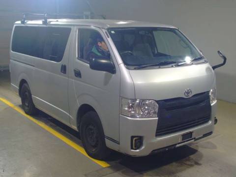 2014 Toyota Regiusace Van KDH201V[2]