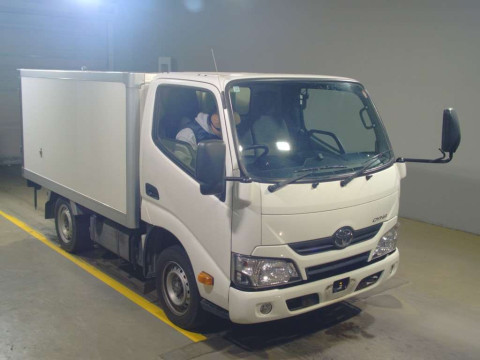 2019 Toyota Dyna Truck KDY221[2]