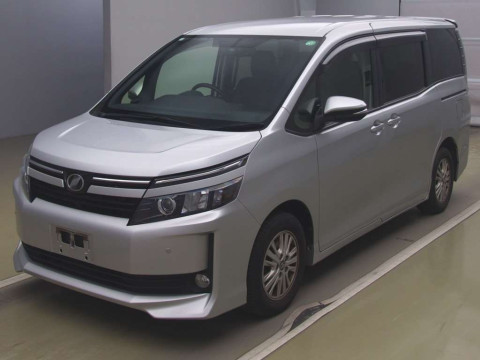 2014 Toyota Voxy ZRR80G[0]