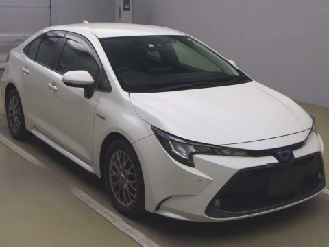 2020 Toyota Corolla Sedan ZWE211[2]