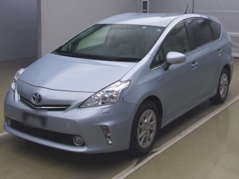 2014 Toyota Prius alpha ZVW41W[0]