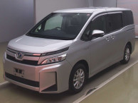 2020 Toyota Voxy