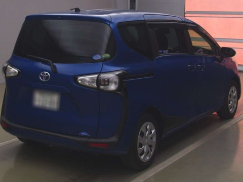 2016 Toyota Sienta NSP170G[1]