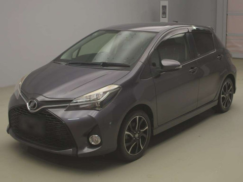 2015 Toyota Vitz NCP131[0]