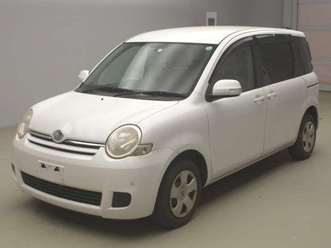 2011 Toyota Sienta NCP81G[0]