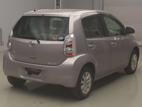 2011 Toyota Passo NGC30[1]