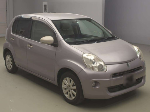 2011 Toyota Passo NGC30[2]